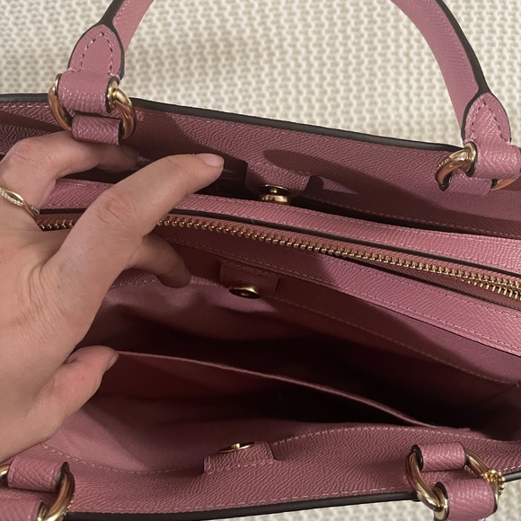 Brand New Coach Lillie Carryall - Picture 6 of 16